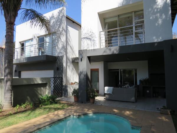 4 Bedroom Townhouse