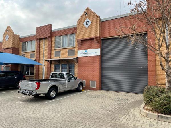 271 m² Industrial space