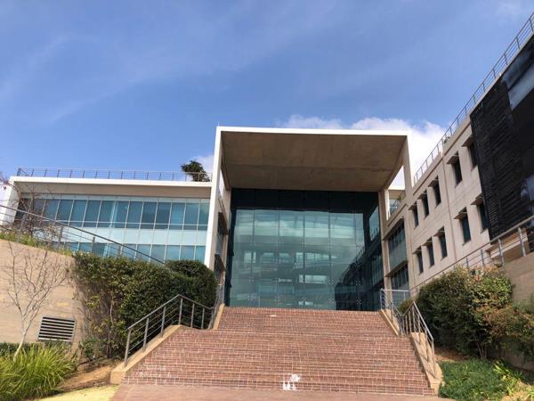 3 000 m² Commercial space