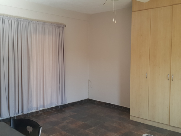 1 Bedroom Flat