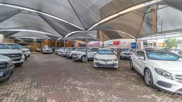 1 000 m² Commercial space