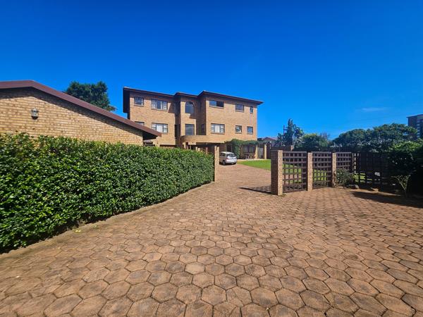 10 Bedroom House