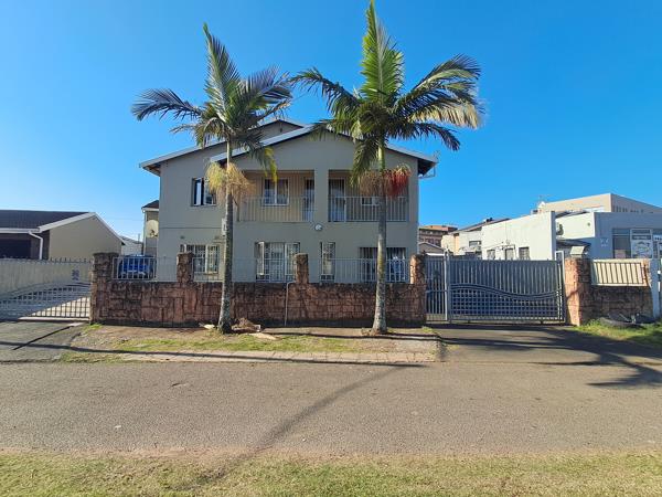 7 Bedroom House