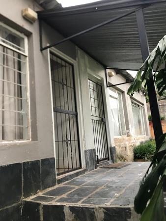 1 Bedroom Garden Cottage