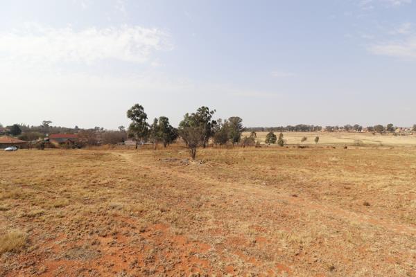 5.7 ha Land