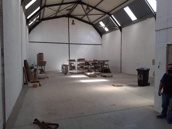 260  m² Industrial space