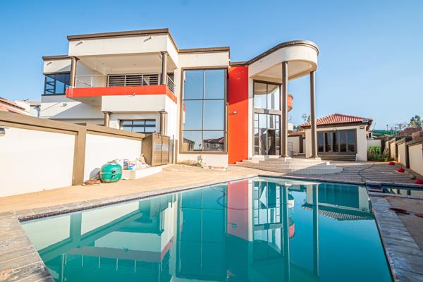 5 Bedroom House