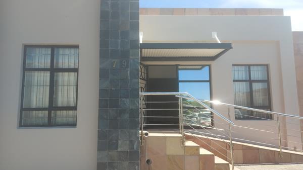 270.8  m² Office Space