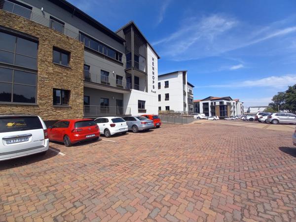 337  m² Office Space