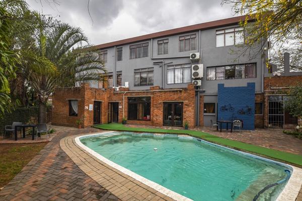 15 Bedroom House