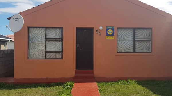 2 Bedroom House