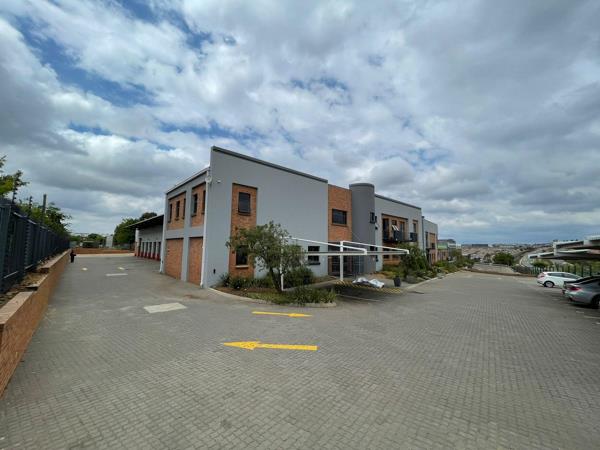 1 563  m² Industrial space