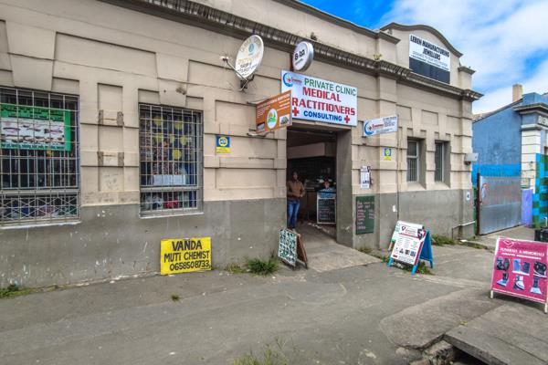 600  m² Retail Space