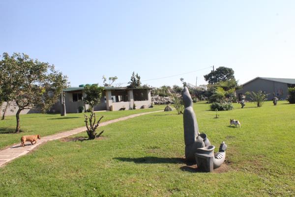 129.9 ha Farm with House