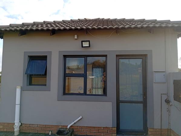 1 Bedroom House
