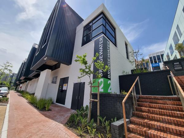 166 m² Commercial space