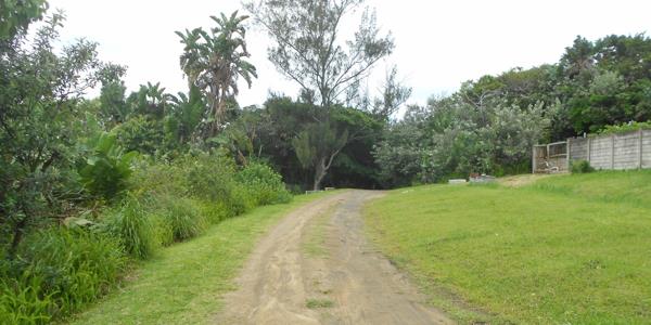 1 018 m² Land