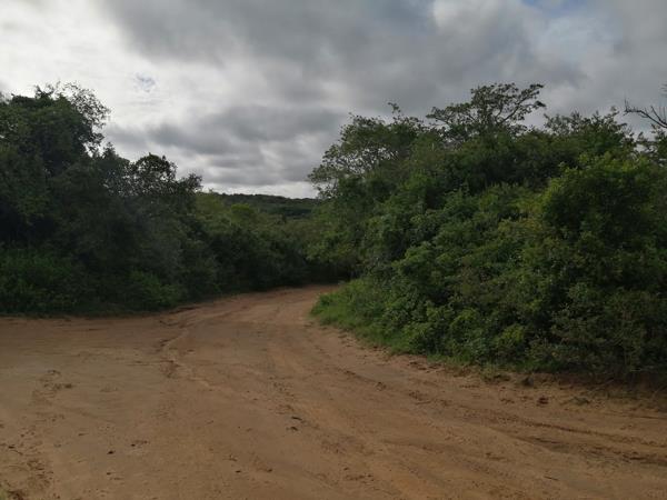 4 104 m² Land