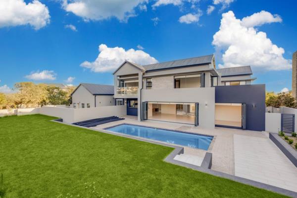 5 Bedroom House