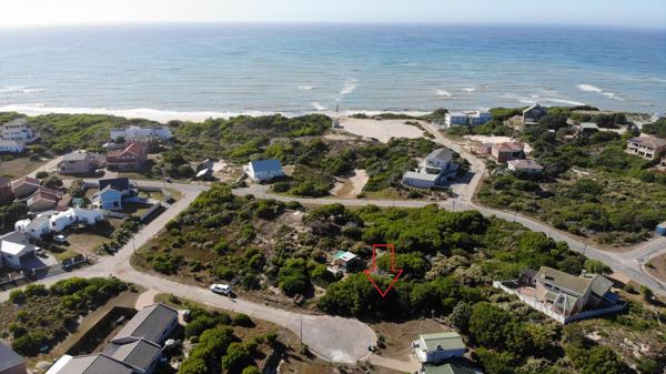 810 m² Land