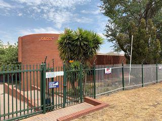 2 800  m² Commercial space