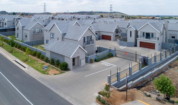 3 Bedroom Townhouse