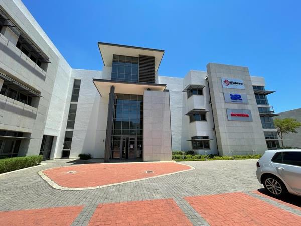 536 m² Commercial space