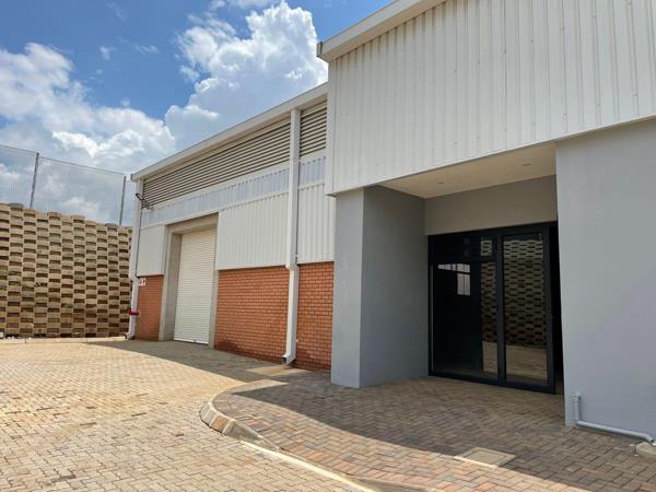 673 m² Industrial space