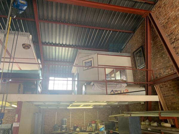 160 m² Industrial space