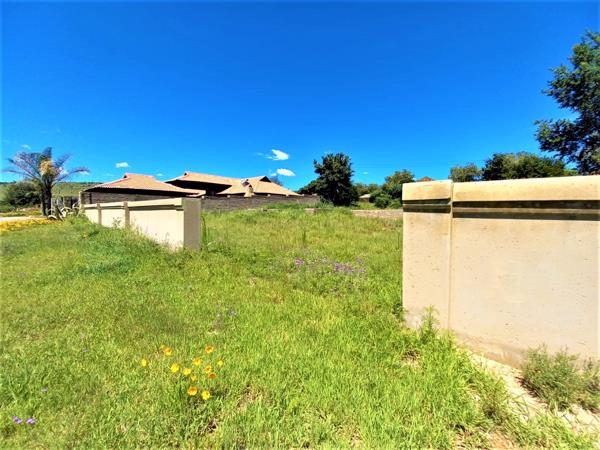 1 000 m² Land