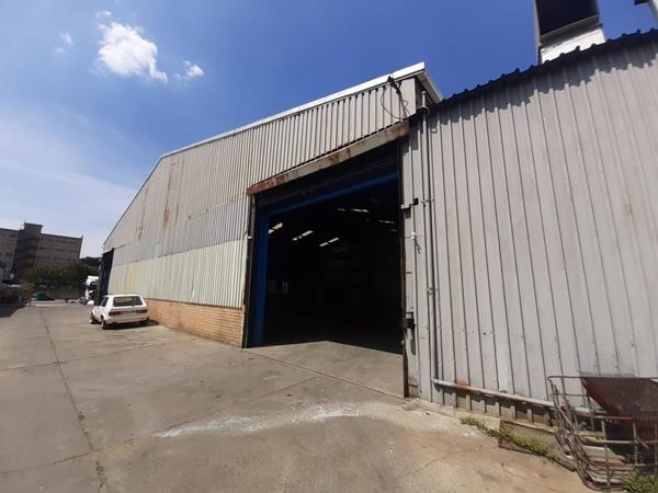 950 m² Industrial space
