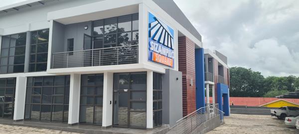 173  m² Commercial space