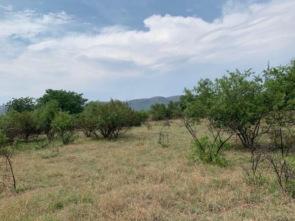 1 477 m² Land