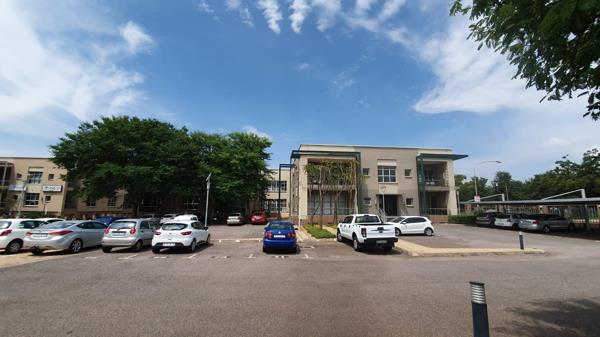 42  m² Commercial space