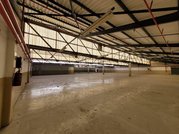 2 200 m² Industrial space