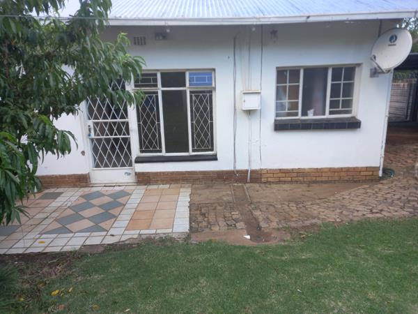 Bachelor apartment