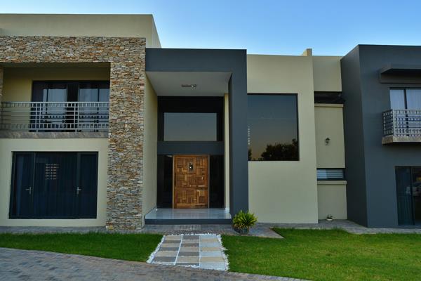 6 Bedroom House