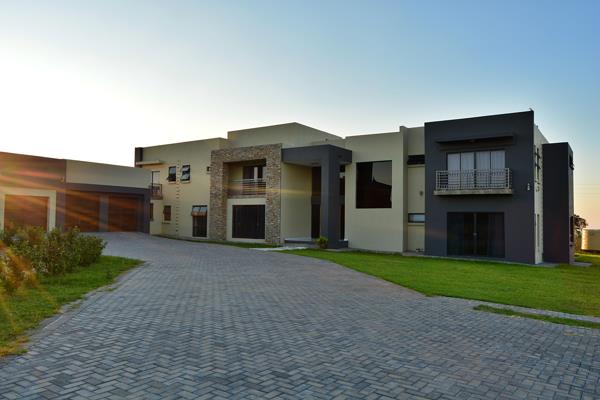 6 Bedroom House