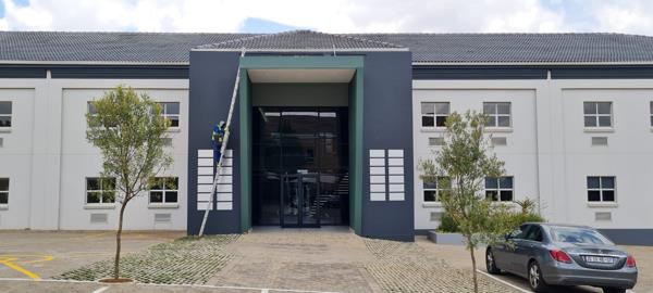 159  m² Office Space