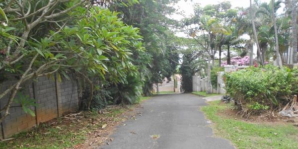 2 500 m² Land