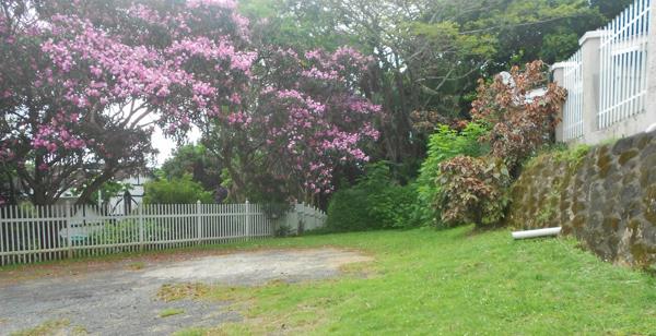 2 500 m² Land