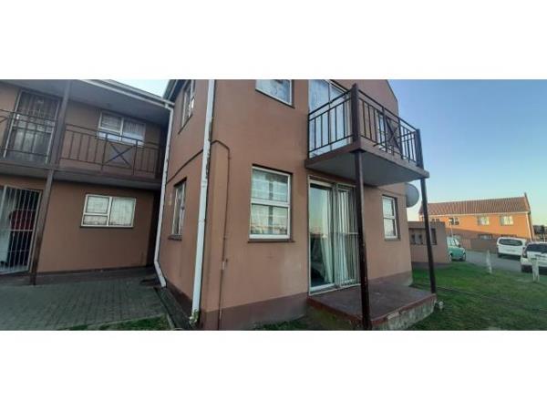 2 Bedroom Townhouse