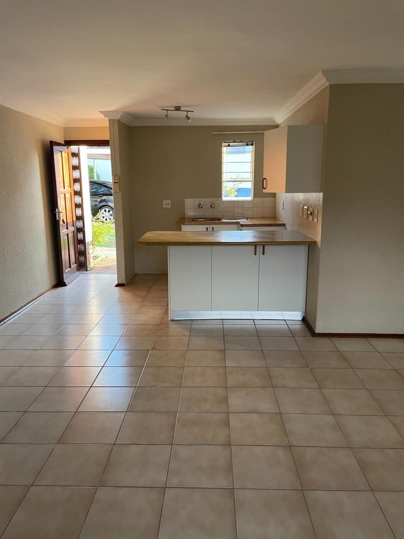 2 Bedroom Townhouse in Bryanston