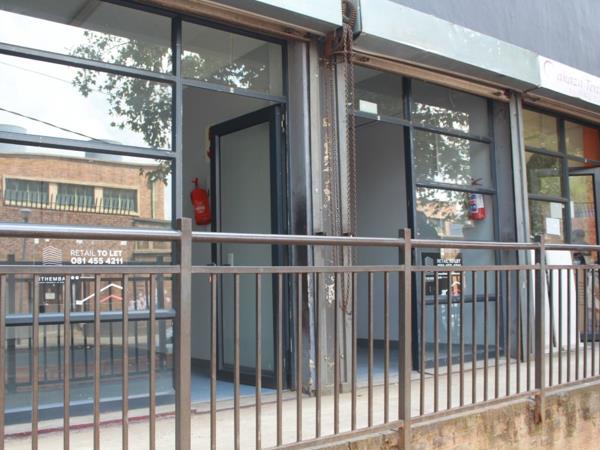 17.3  m² Retail Space