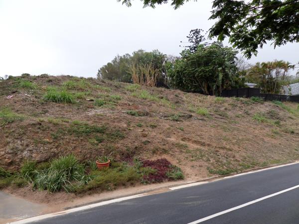 1 800 m² Land