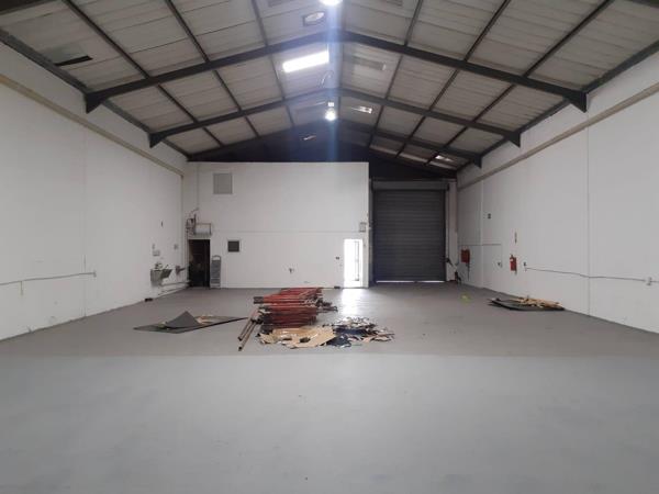 400  m² Industrial space