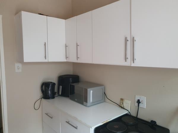 1 Bedroom House