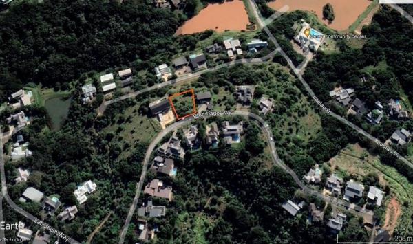 1 604 m² Land