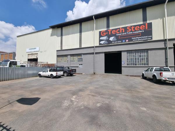 700  m² Industrial space