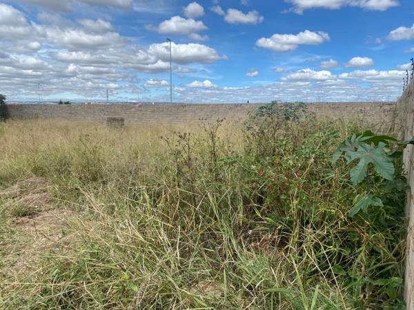 346 m² Land